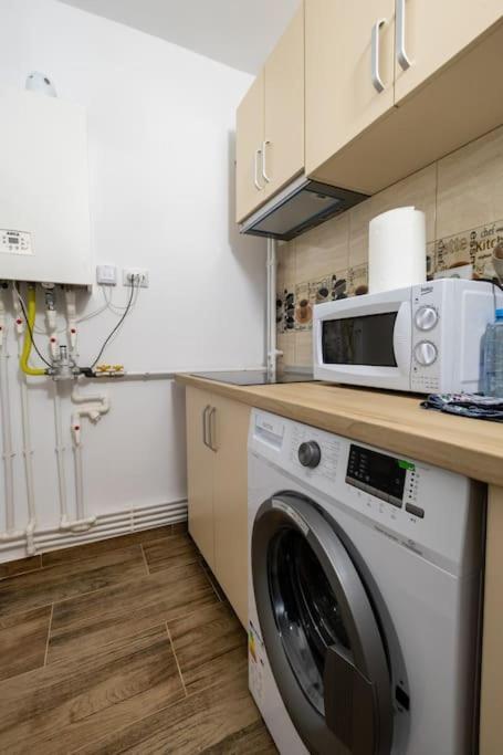 Luxury Radox Apartment Park 1 Bz Buzau Luaran gambar