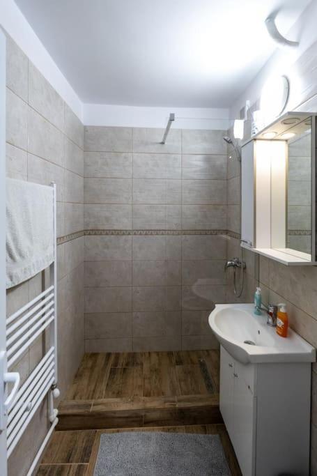 Luxury Radox Apartment Park 1 Bz Buzau Luaran gambar
