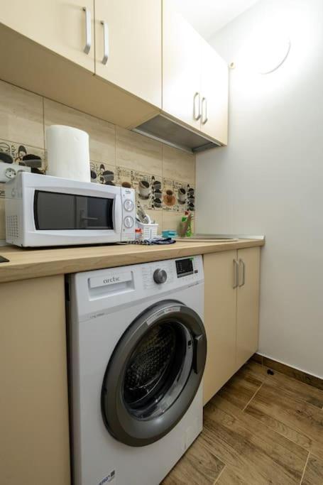 Luxury Radox Apartment Park 1 Bz Buzau Luaran gambar